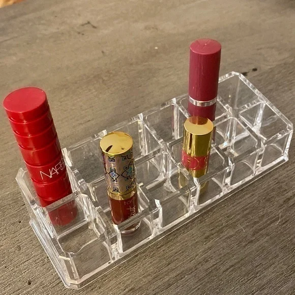 💄 Lipstick Organizer from the Container Store! - Picture 1 of 3
